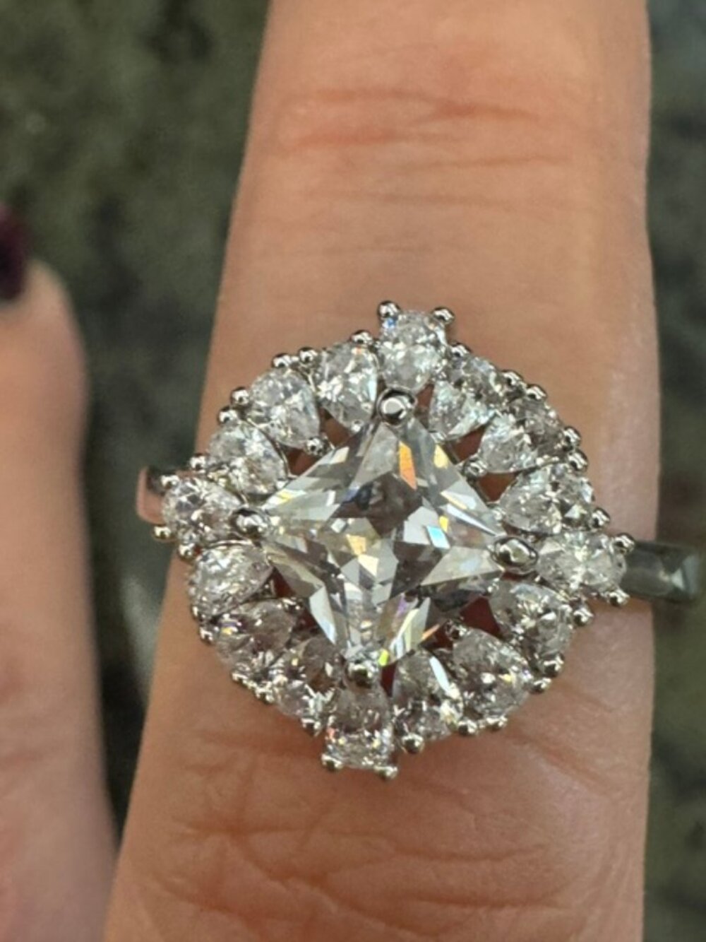 White Gold Filled Cusion Halo CZ Statement Ring Size 8 - NWT